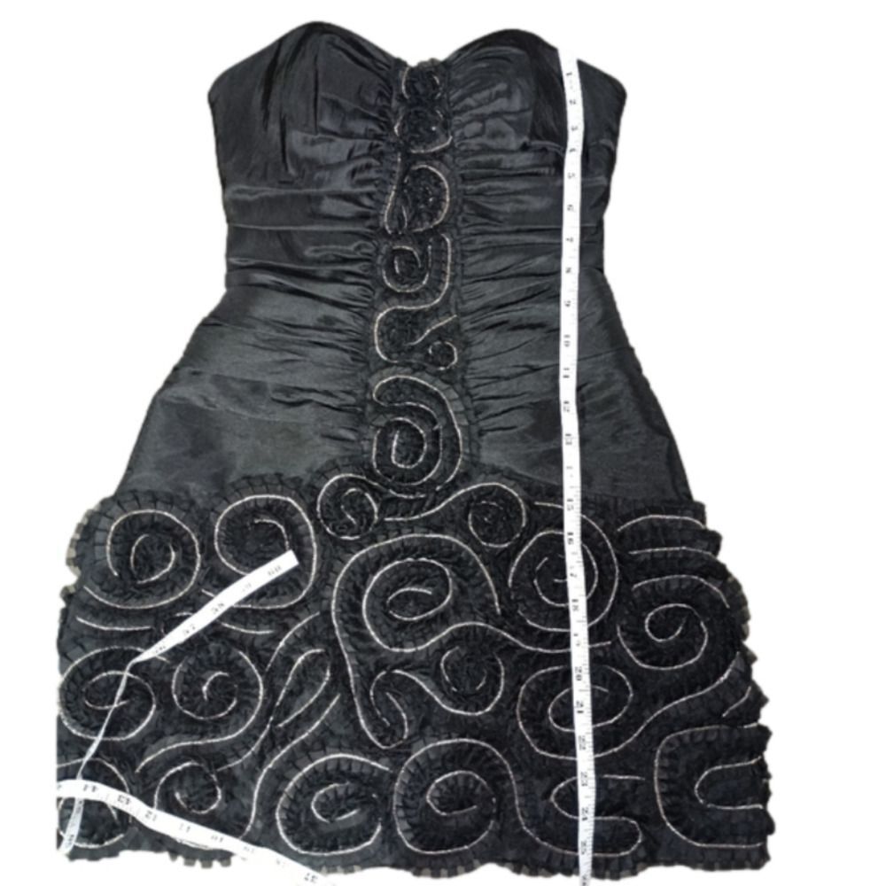 Dave & Johnny Strapless Dress - Picture 12 of 15